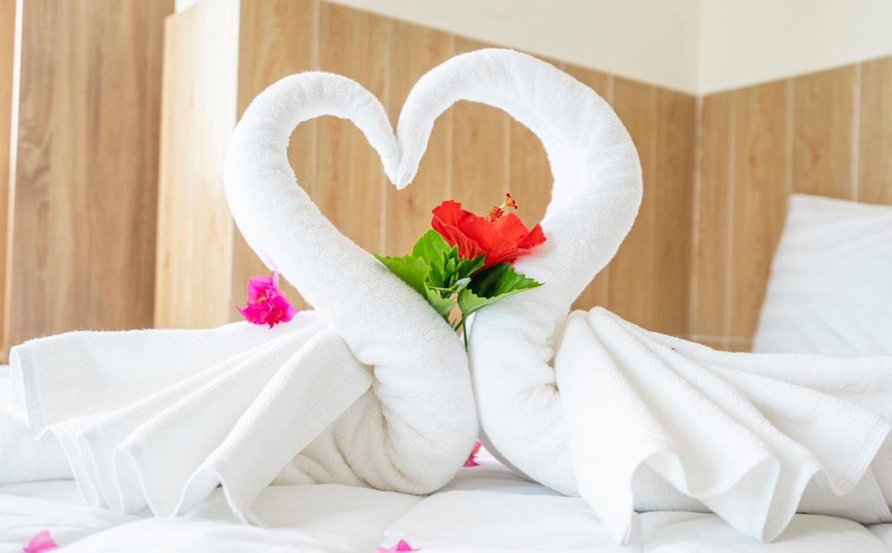 Hotel Thien Hai Куинён Экстерьер фото